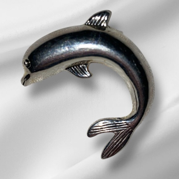 Brass/Silver Dolphin Pendant/Scarf Ring - Picture 1 of 4